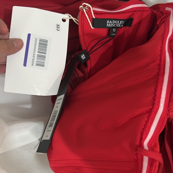 SOLD - Picture 4 of 4